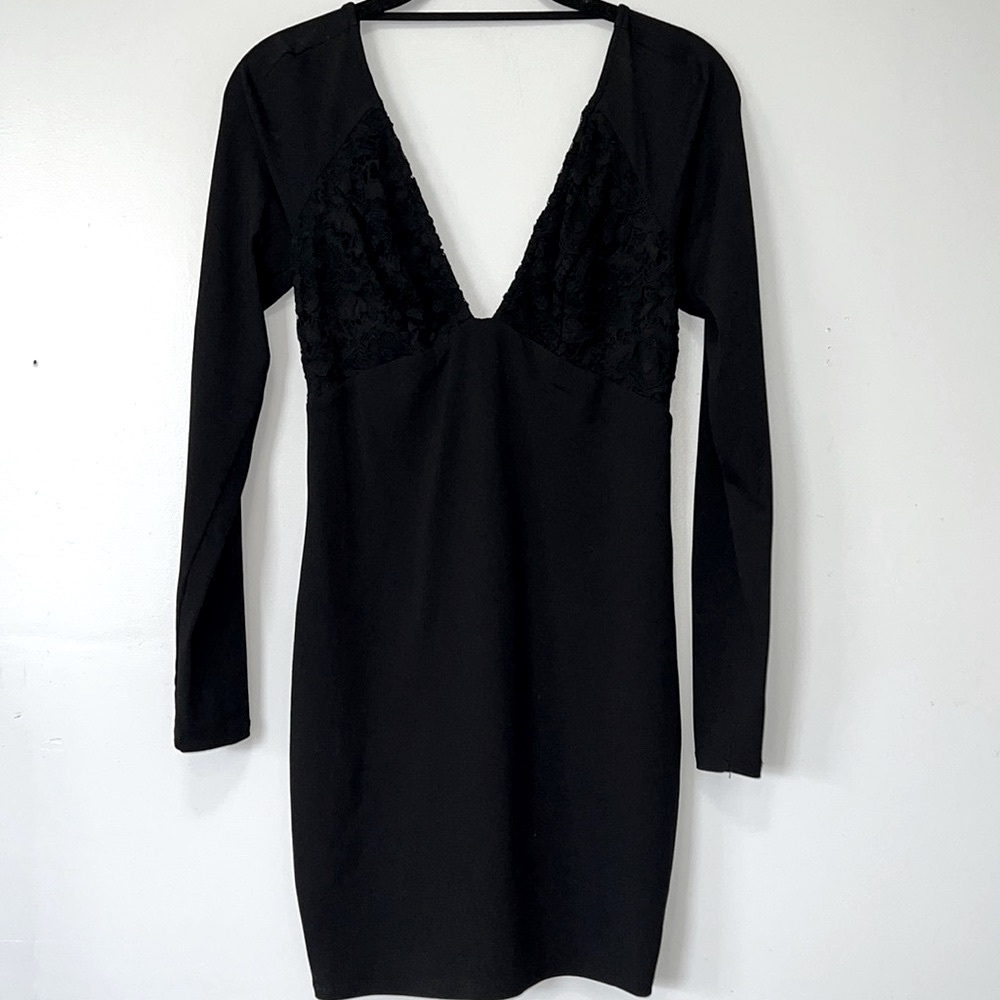 BEBE form fitting dress